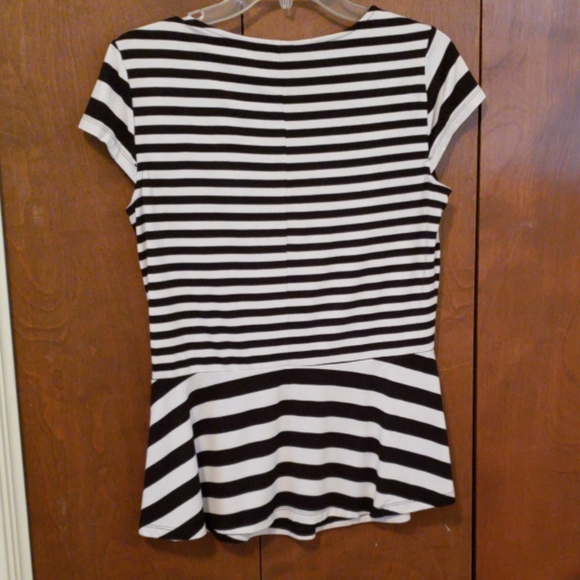 INC keyhole black and white striped peplum top, size M - Picture 5 of 7